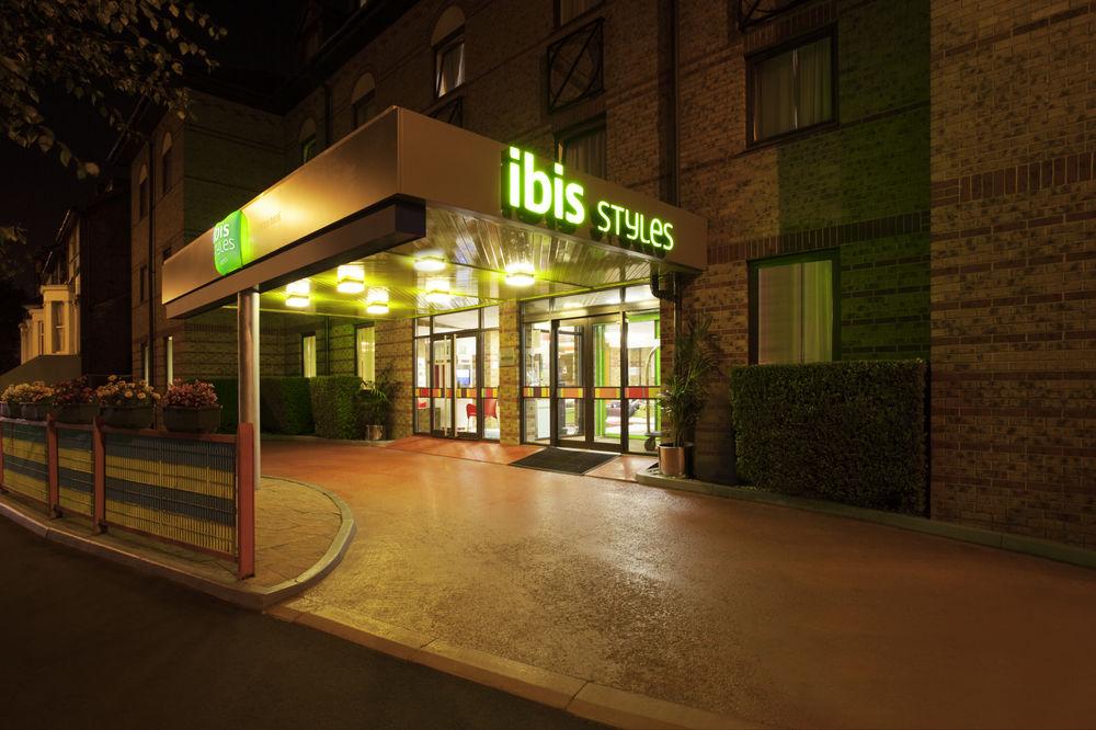 Hotel Ibis Styles London Walthamstow Exterior foto