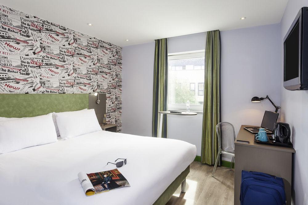 Hotel Ibis Styles London Walthamstow Exterior foto