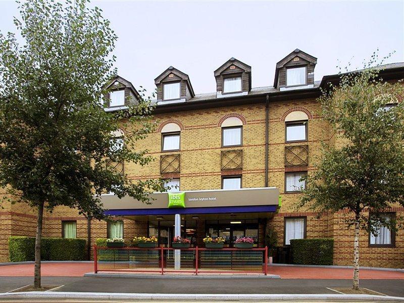 Hotel Ibis Styles London Walthamstow Exterior foto