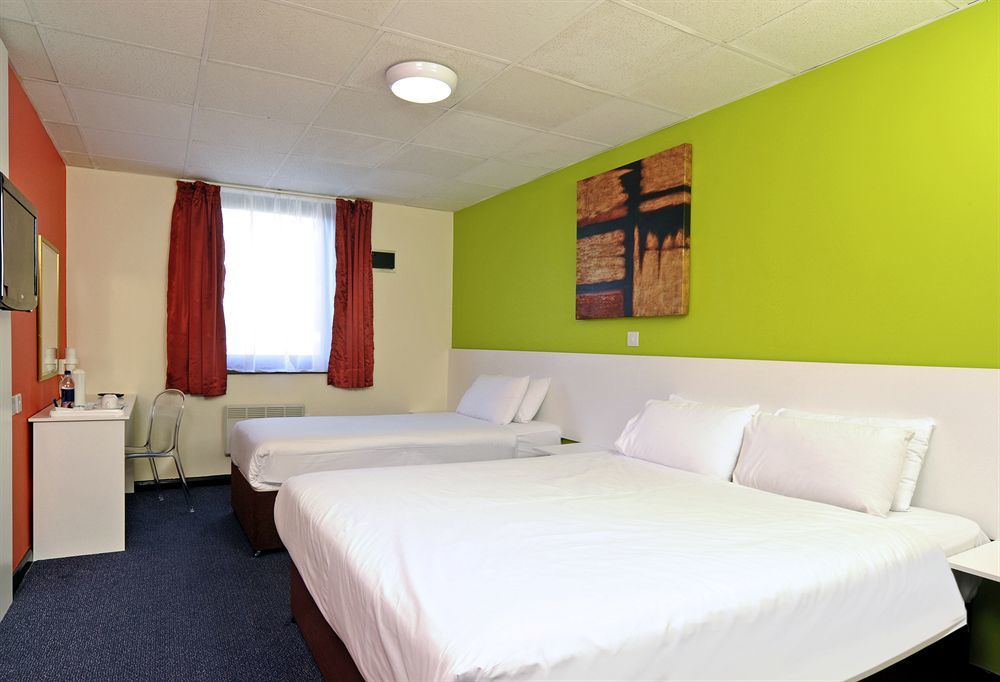 Hotel Ibis Styles London Walthamstow Zimmer foto