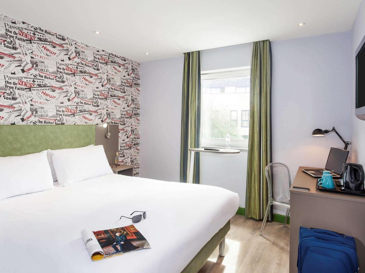 Hotel Ibis Styles London Walthamstow Exterior foto